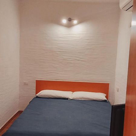 Bed and Breakfast Il Terrazzino Иглесиас Экстерьер фото