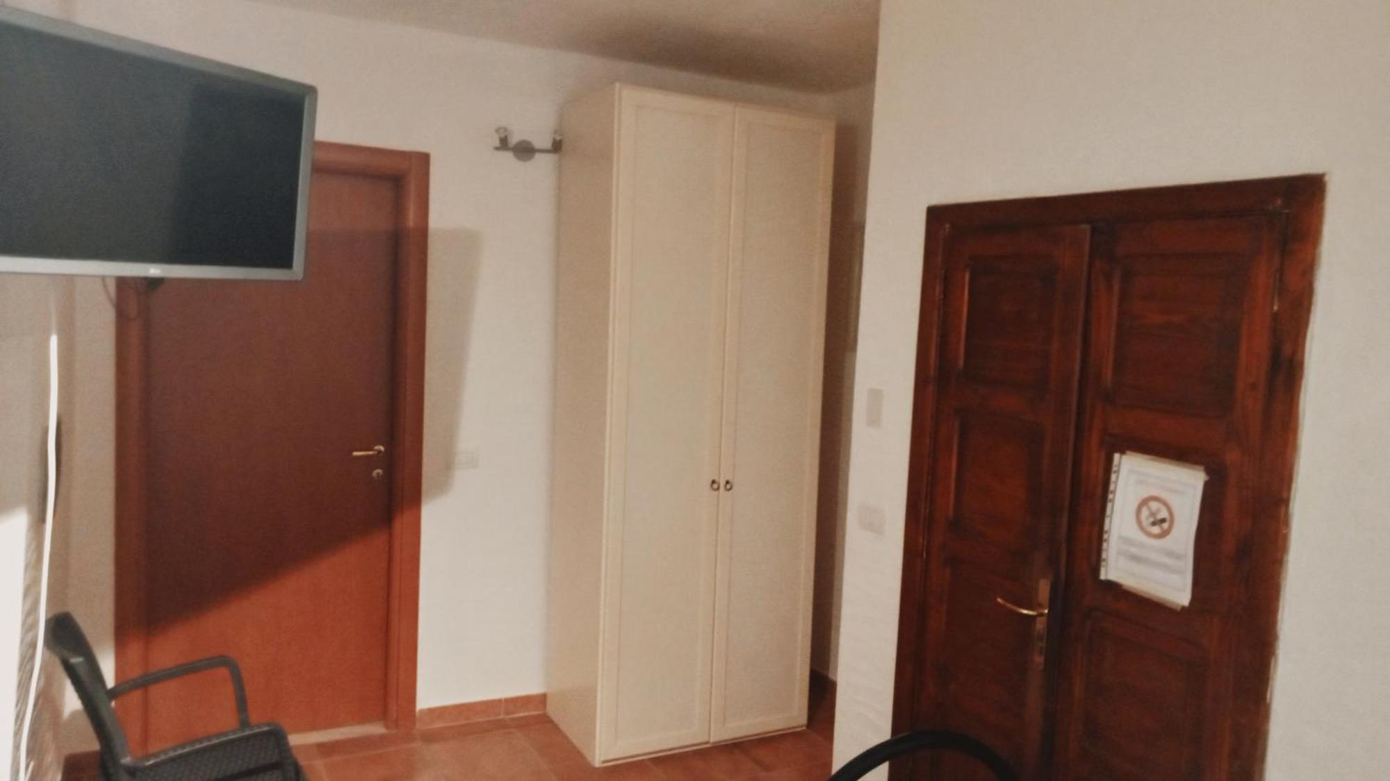 Bed and Breakfast Il Terrazzino Иглесиас Экстерьер фото