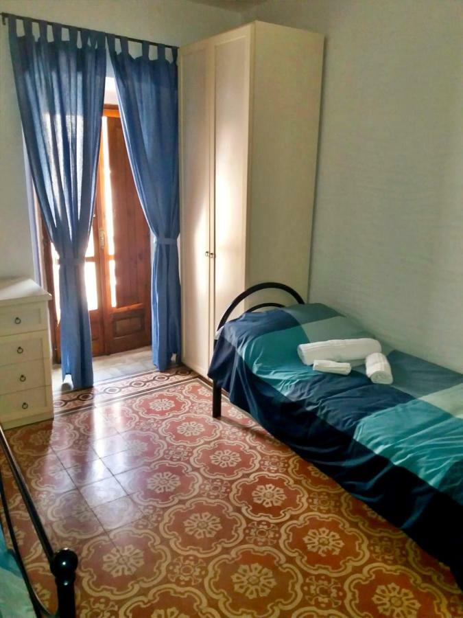 Bed and Breakfast Il Terrazzino Иглесиас Экстерьер фото