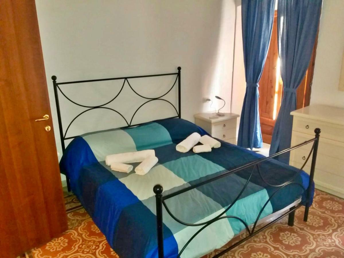 Bed and Breakfast Il Terrazzino Иглесиас Экстерьер фото